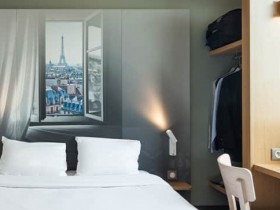day room Paris 19. Buttes-Chaumont / La Villette