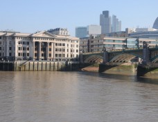 Vintners Place and Southwark Bridge